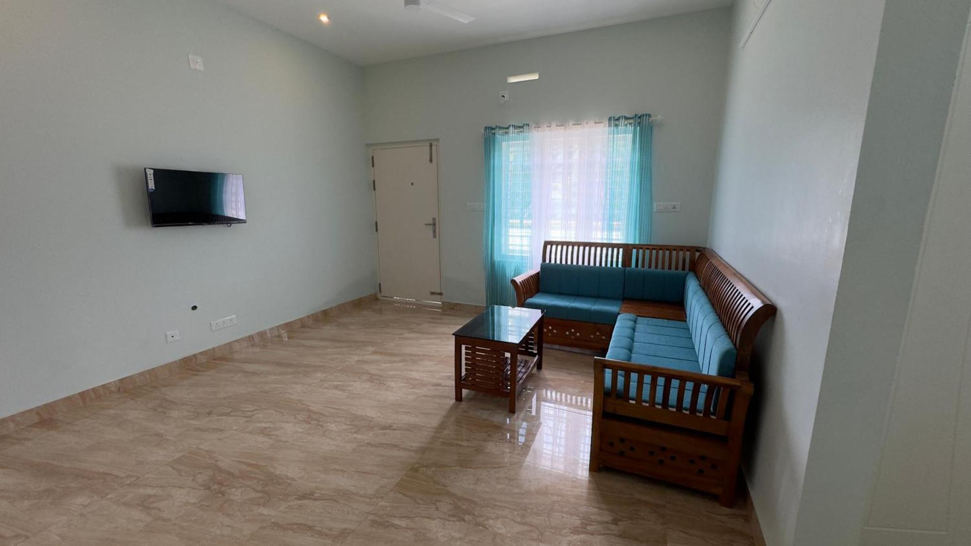 The Karlyle Homestay Vaduvanchal 외부 사진