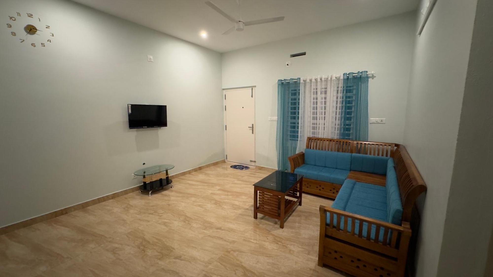 The Karlyle Homestay Vaduvanchal 외부 사진
